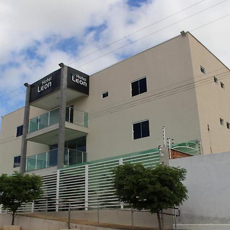 Hotel Leon Barbalha Bagian luar foto
